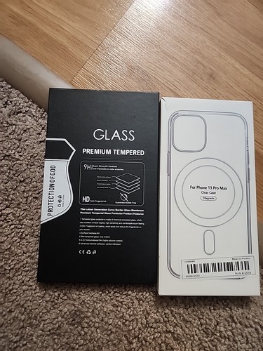 Magnetic charging Phone Case for iPhone 13 pro Max And Tempered Glass - Photo 2 sur 7