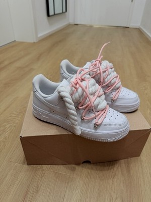 Nike Air Force 1 Low Top Sneaker Weiß/Rosa Schnürung EU 36,5 DD8959-100