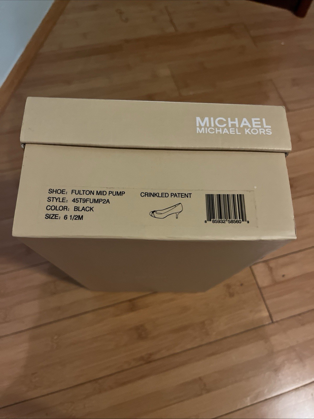 Michael Kors Fulton Mid Pump Size 6 1/2 thumbnail 6