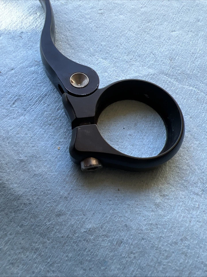 ¿Salsa? Abrazadera de tija de sillín de liberación rápida de 35 mm sin etiqueta 34,9 Foto 3 de 4