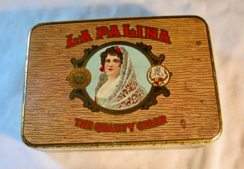 ANTIQUE ADVERTISING  TOBACCO EMPTY CIGAR TIN BOX PHILADELPHIA PA
