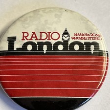 Vintage Collectible Pin Badge Radio London radio station 