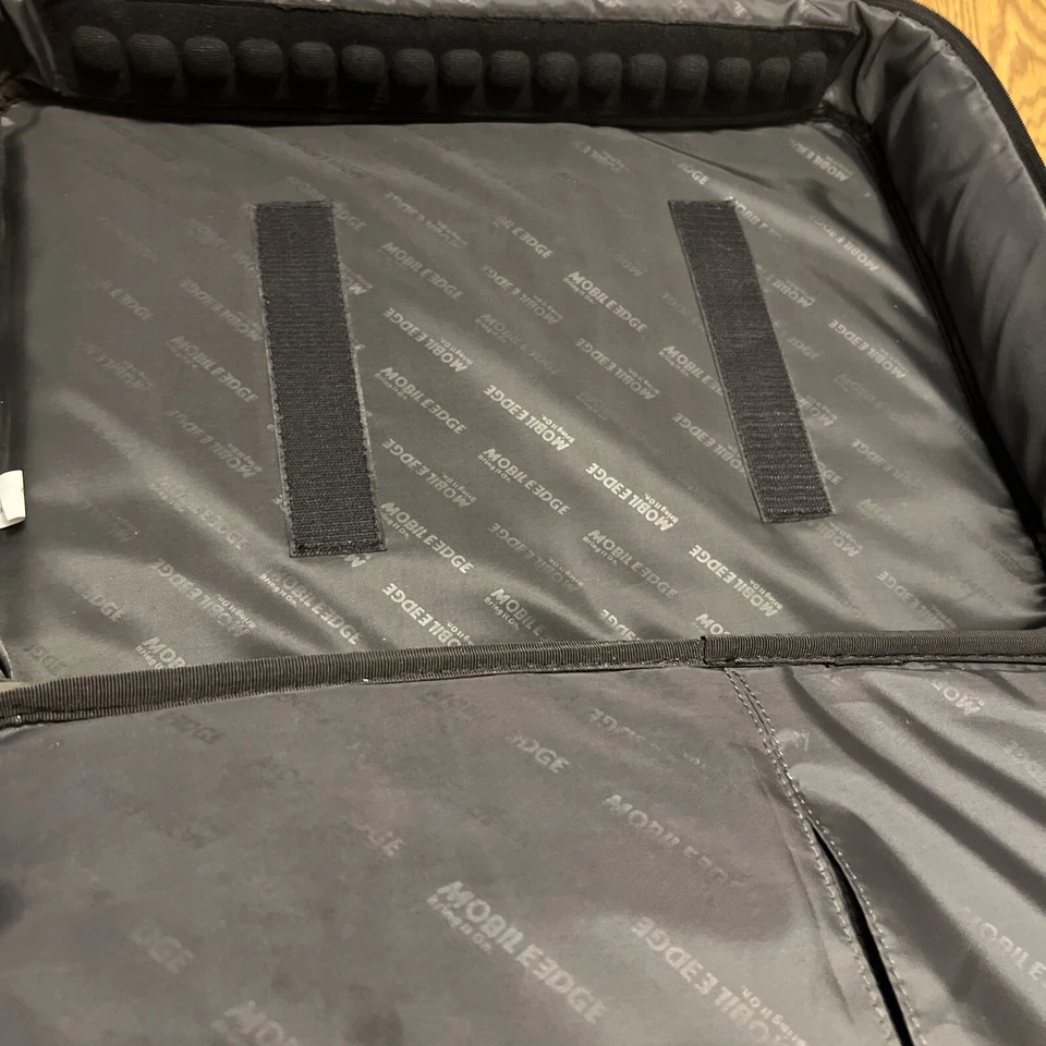 Mobile Edge Premium Laptop Softsided Acolchoado Bolsa Mensageiro Estojo Pasta GR15 - Imagem 3 de 4