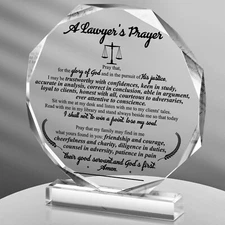 Lawyer Gifts for Women Men Female School Graduation a Truly Great Lawyer Is H...