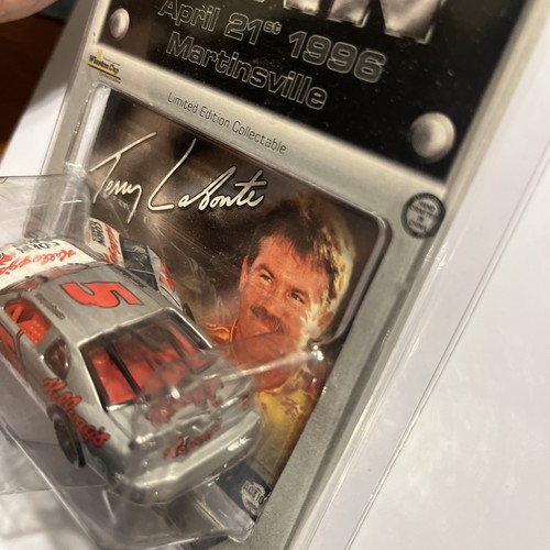 Action-1996 Iron Man Terry Labonte #5 Kellogg's 1:64 Scale Die-Cast Car-NIP - Picture 5 of 5