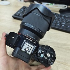 Sony Alpha A7 24.3MP Full Frame Mirrorless Digital Camera with 28-70mm Lens Kit