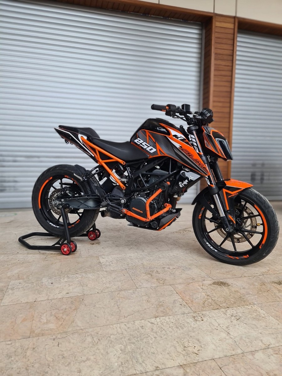 FIT FOR KTM DUKE 125-200-250-390 / 2024 - 2025 GRAPHIC STICKER SET