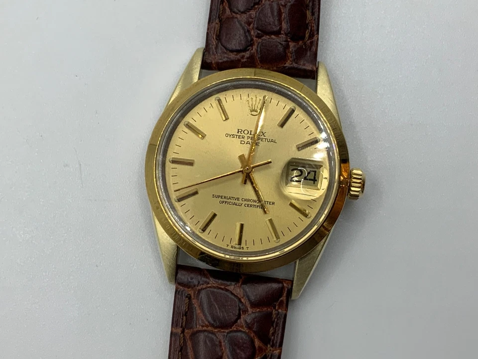 Reloj automático suizo Rolex Oyster Perpetual Date 1550 con carcasa de oro de 14 k Foto 3 de 4