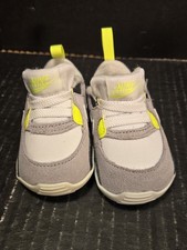 Nike Air Max 90 Crib Baby Bootie Shoe/Sneakers CI0424-101 Sz 2C pre-owned