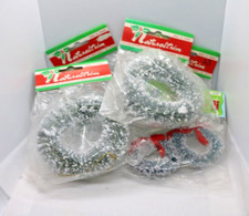 Natural Trim Mini flocked Christmas Wreath ornaments lot of 6 NIP