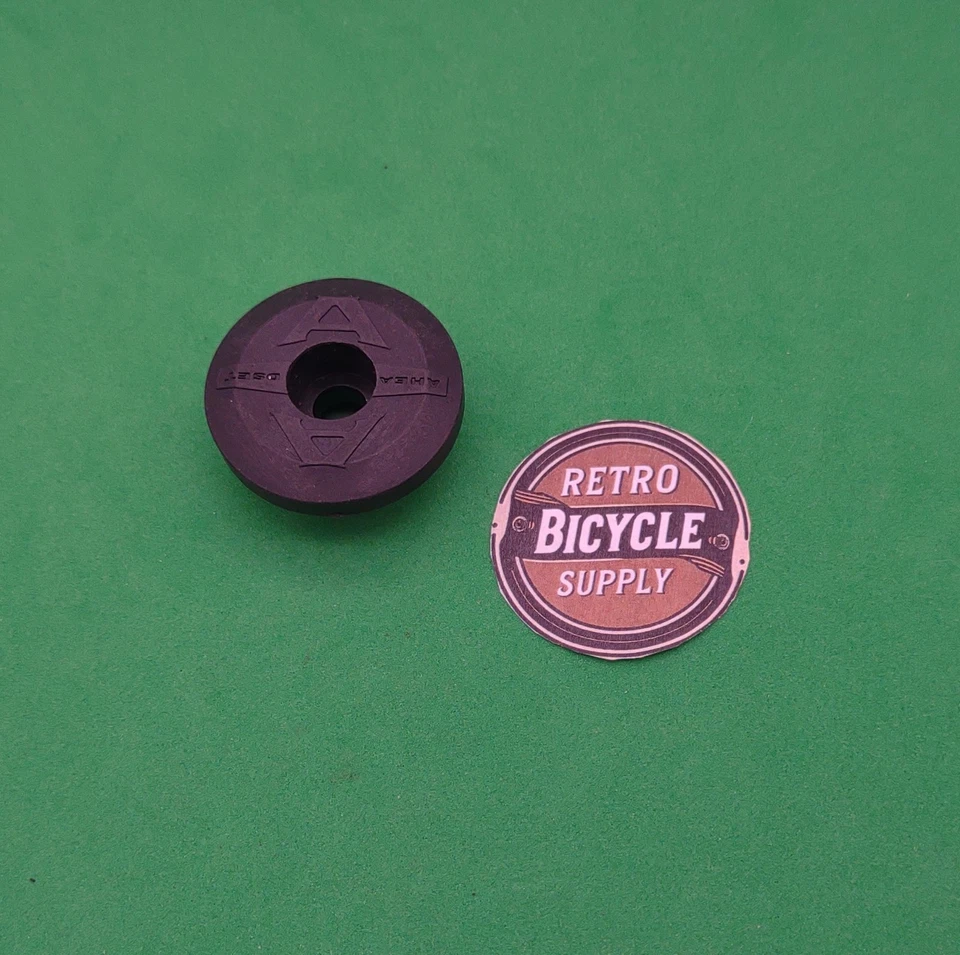 Nuevo Antiguo Stock Bicicleta Auriculares Sin Roscas Negro Tapa Superior Tamaño 1 1/8 in Ciclismo Nuevo de Lote Antiguo Foto 3 de 3