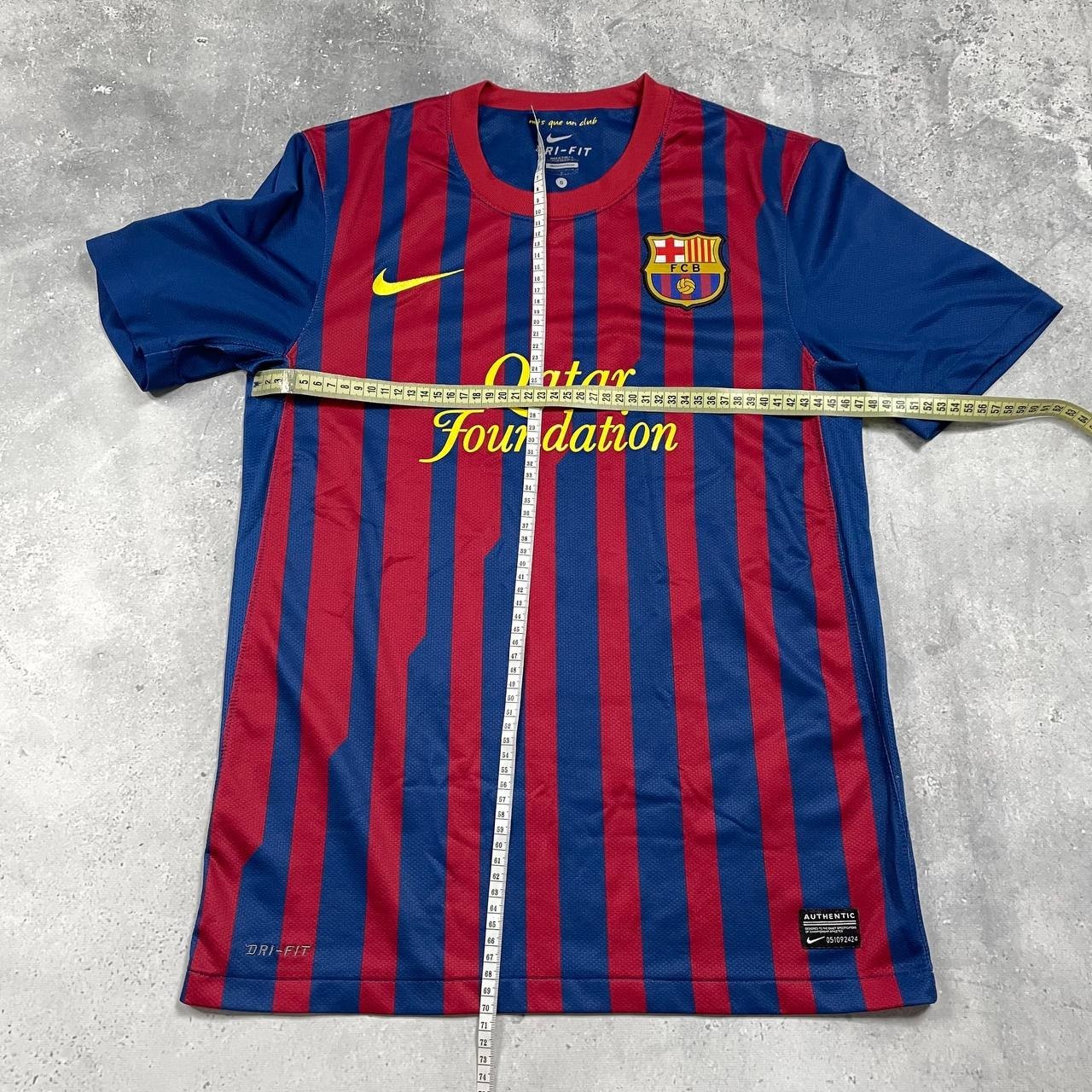 FC Barcelona 2011 2012 Home Jersey Nike Shirt Red/ Blue Size S thumbnail 3