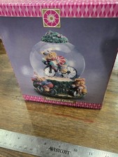 Vintage Musical Water Globe Snow Globe Teddy ...