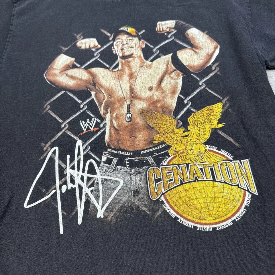 Camiseta WWE Auténtica Cenation Juvenil Grande Negra 2008 Camiseta Gráfica de Lucha Foto 3 de 4