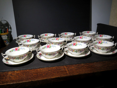 12 Royal Crown Derby ''Melody'' Gadroon Scalloped Cream Soups and Underplates