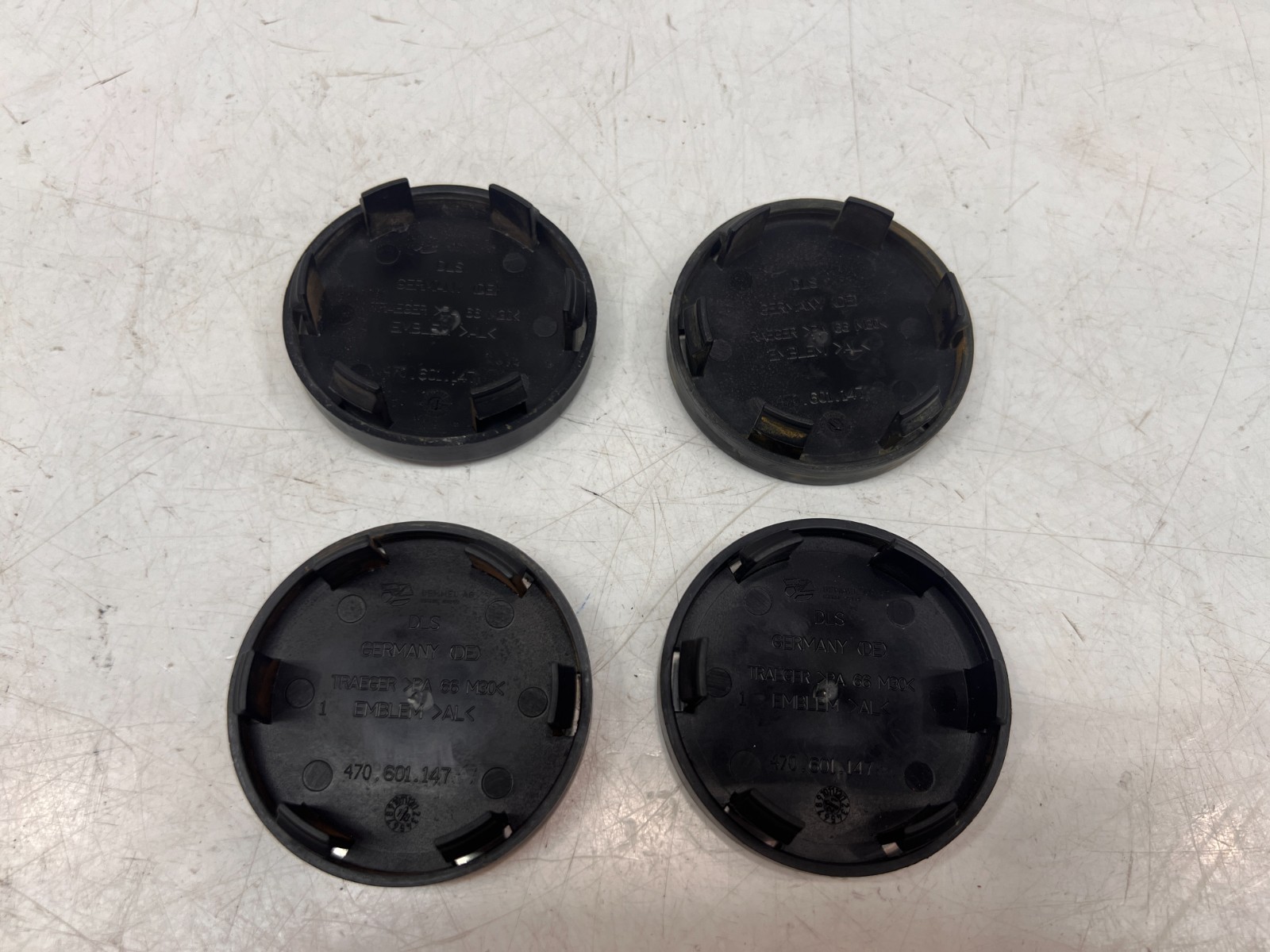 Lamborghini Aventador Caps Set P/N 470601147