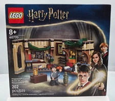 LEGO 40770 Harry Potter Hogwarts Castle: Room of Requirement - GWP Promo Set