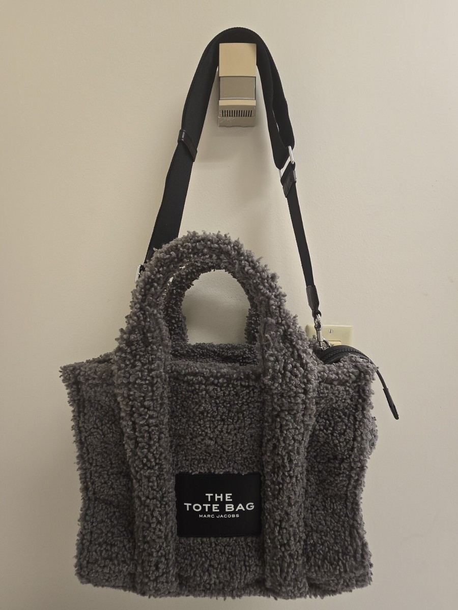 marc jacobs the teddy medium tote bag