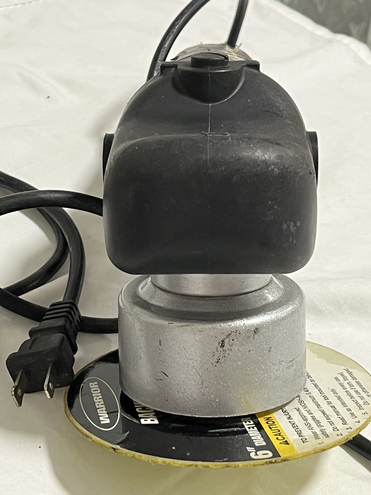 Chicago Electric Power Tools 6&rdquo; Dual Action Polisher Serial 371591539 