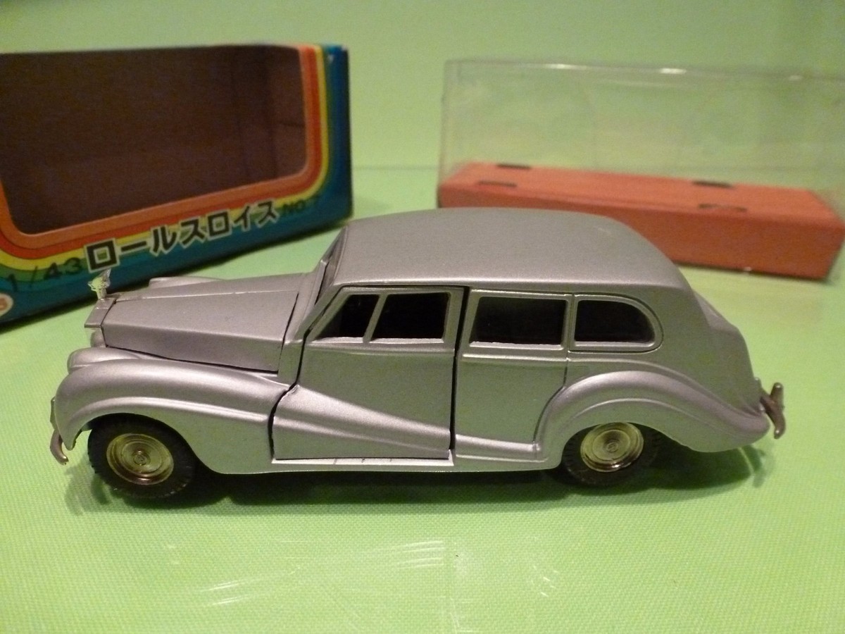 Rolls Royce Silver Cloud Sakura 1/43 avec boîte - France