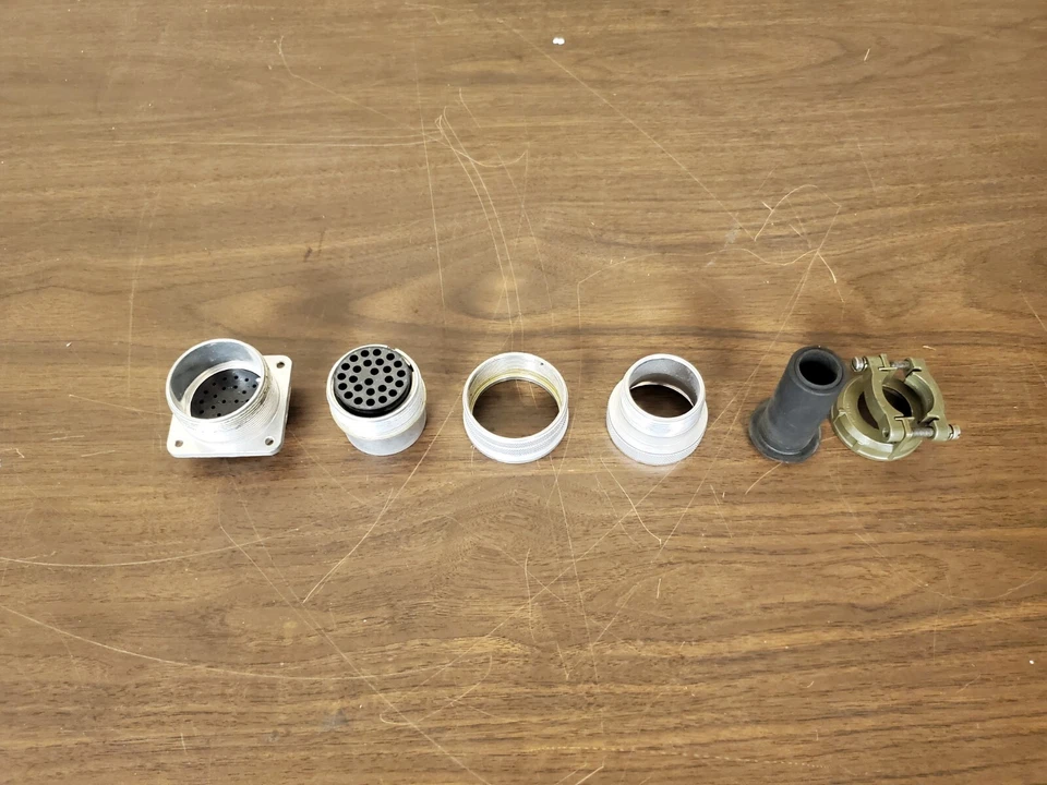 Complete Amphenol 37-pin Connector Assembly AN3106B28-12S Male & Female + Rings - Image 2 of 3