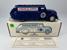 ERTL HGK 1938 Blue Dodge Airflow Tanker Bank Standard Oil Indiana NIB