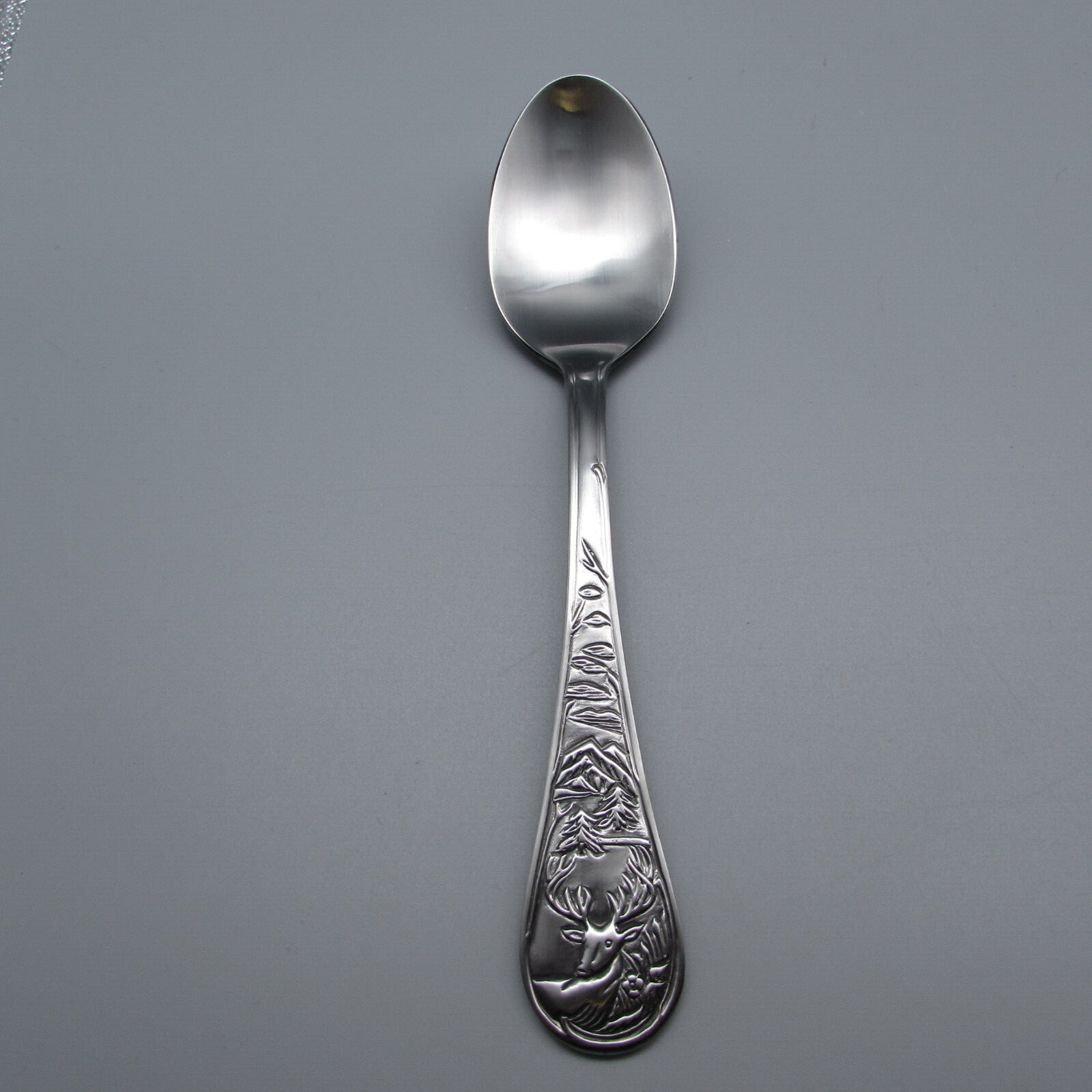 Cambridge Silversmiths 18/0 Stainless Deer Flatware Silverware New