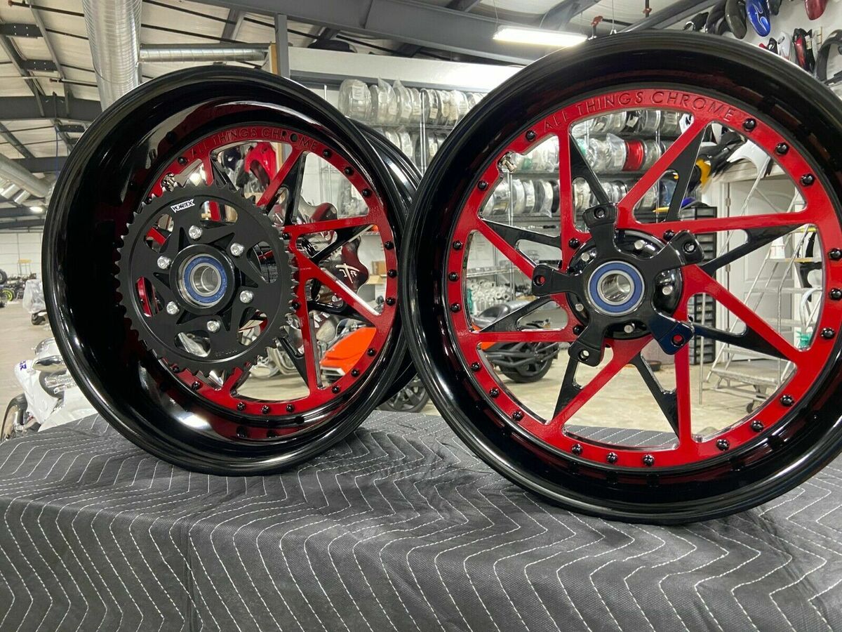 HAYABUSA STOCK SIZE BLACK-RED CENTERS SWITCHBACK WHEELS 22 HAYABUSA STOCK SIZE BLACK-RED CENTERS SWITCHBACK WHEELS 22