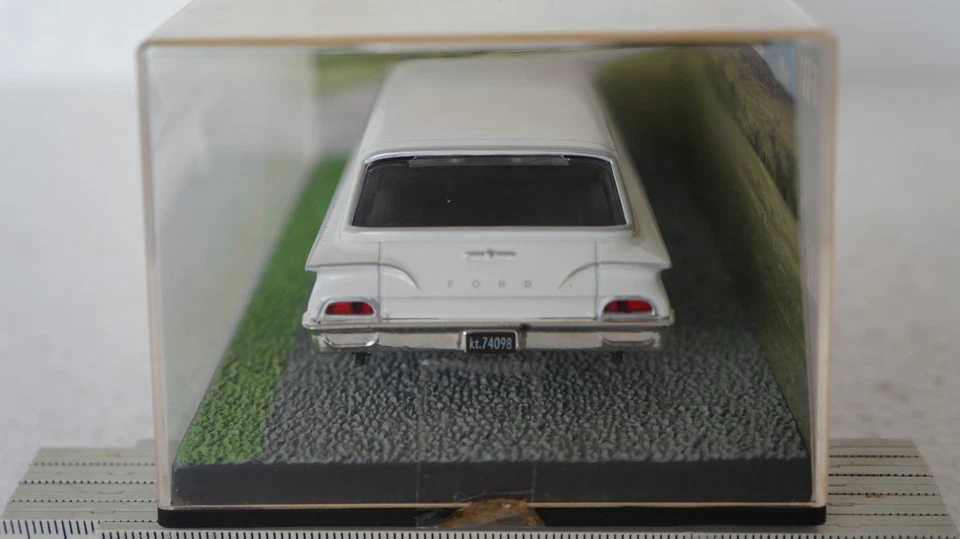 JAMES BOND Modellauto Collection FORD aus Liebesgrüße aus Moskau - Bild 3 von 4