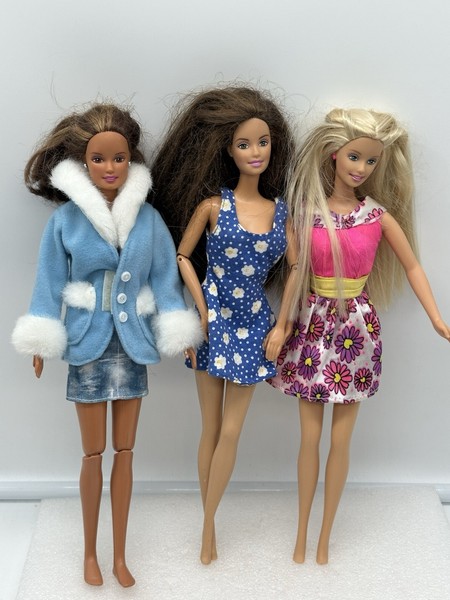 Lote de 5 muñecas Barbie vintage, vestidas, Mattel, década de 1990, ver detalles 2