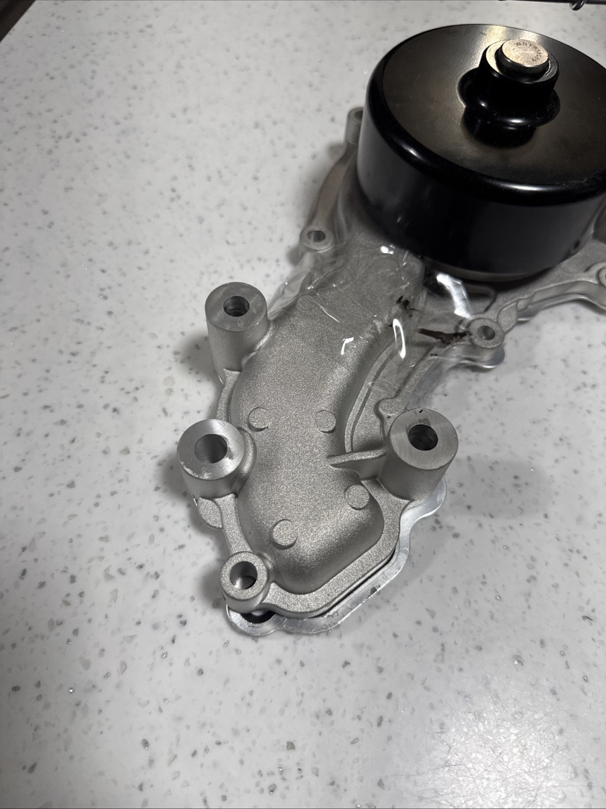 Maserati Quattroporte Water pump P/N 297912
