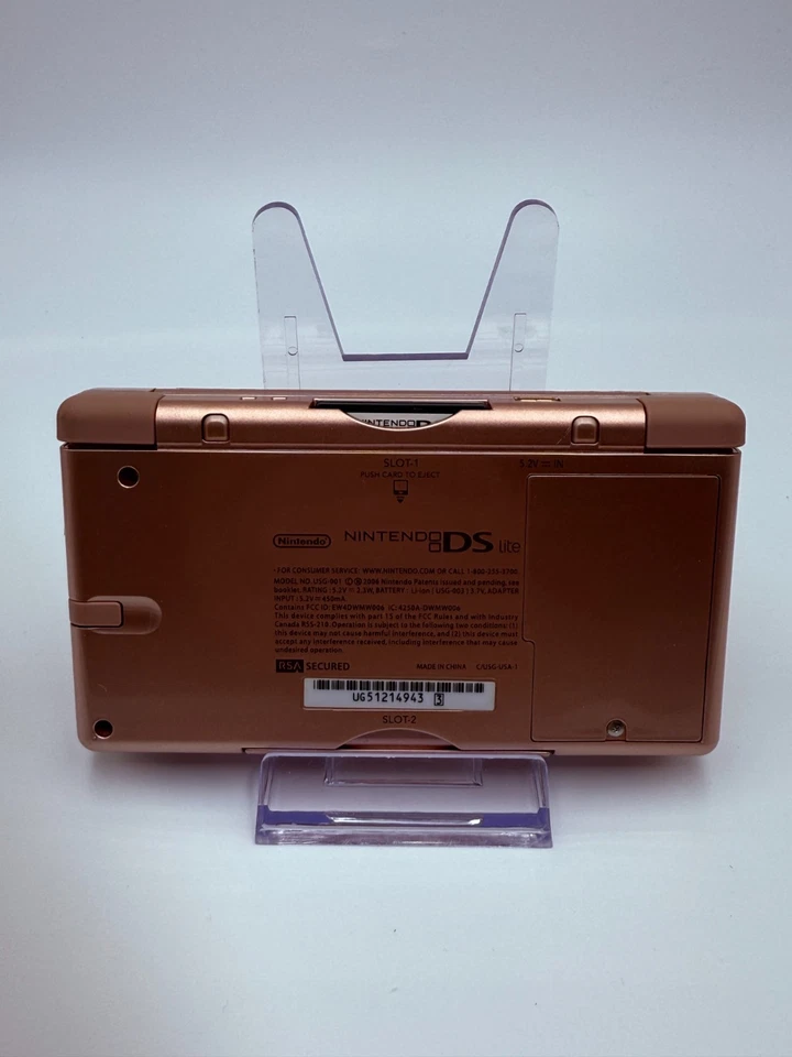 Nintendo DS Lite Metallic Rose /w Power Cord & Game - Image 3 of 4