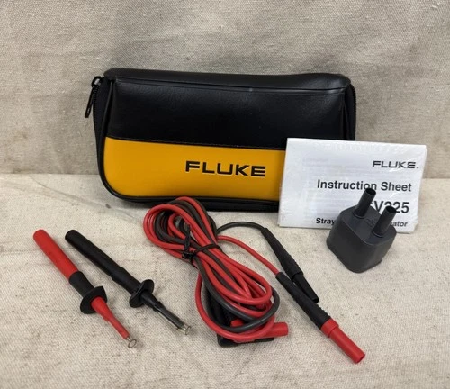 Fluke TL225 Test Lead Kit SureGrip Stray Voltage Adapter CAT III 1000V/CAT IV