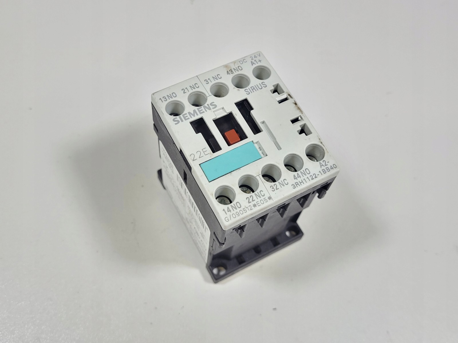 Siemens 3RH1122-1BB40 Contactor 24V DC 10A