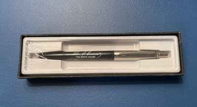 ファングッズ Parker white JFK President Kennedy Replica Parker White House Pen | eBay