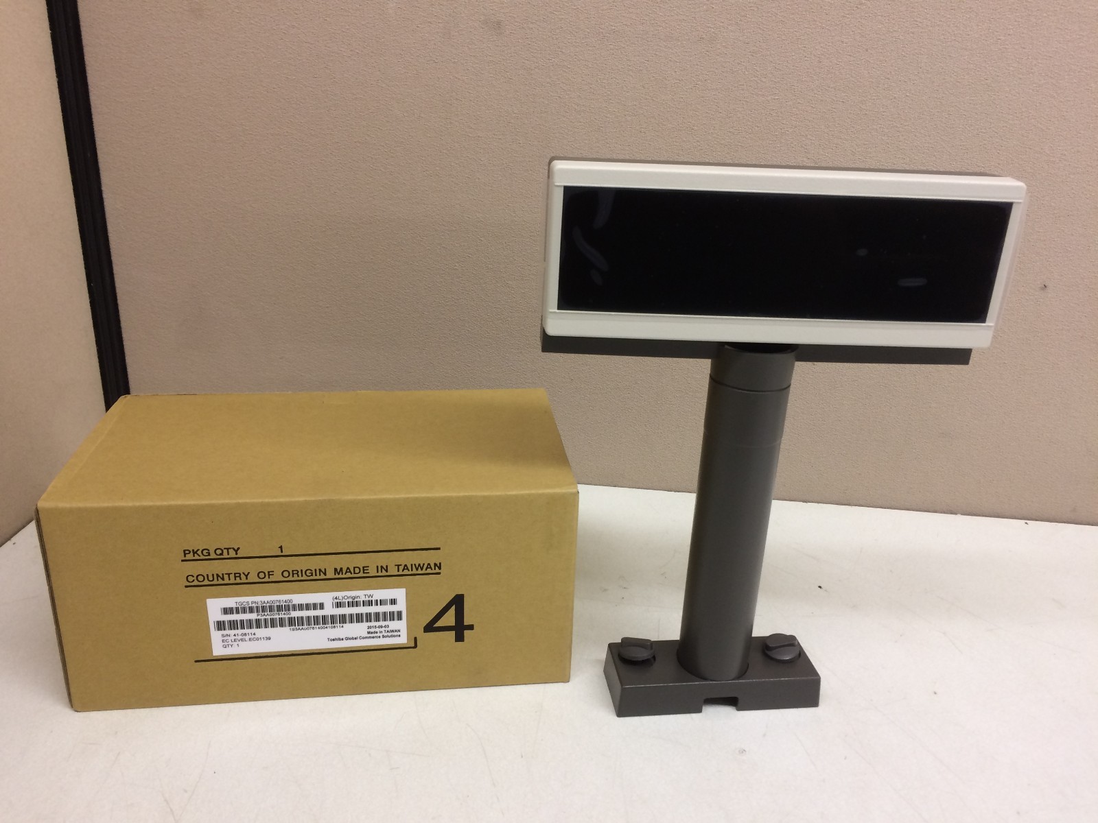 NEW Toshiba LCD POS Register Pole Display 3AA00761400 Replaces IBM 41K6814