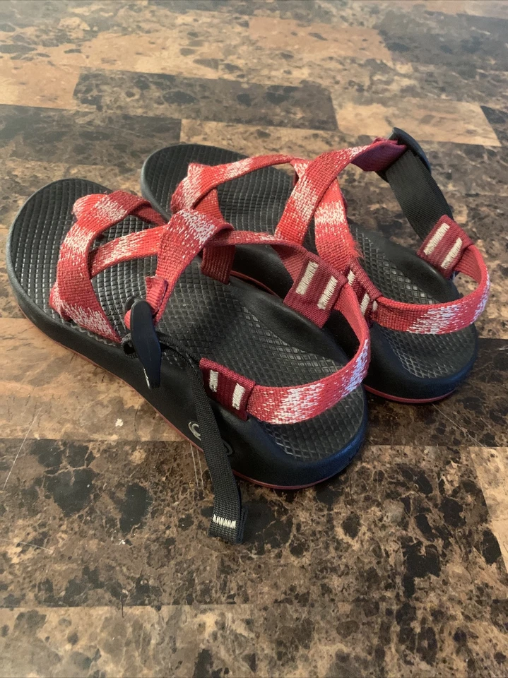 Sandalias Chaco Z2 Yampa en rojo rojo rojo para mujer 7 Foto 2 de 4