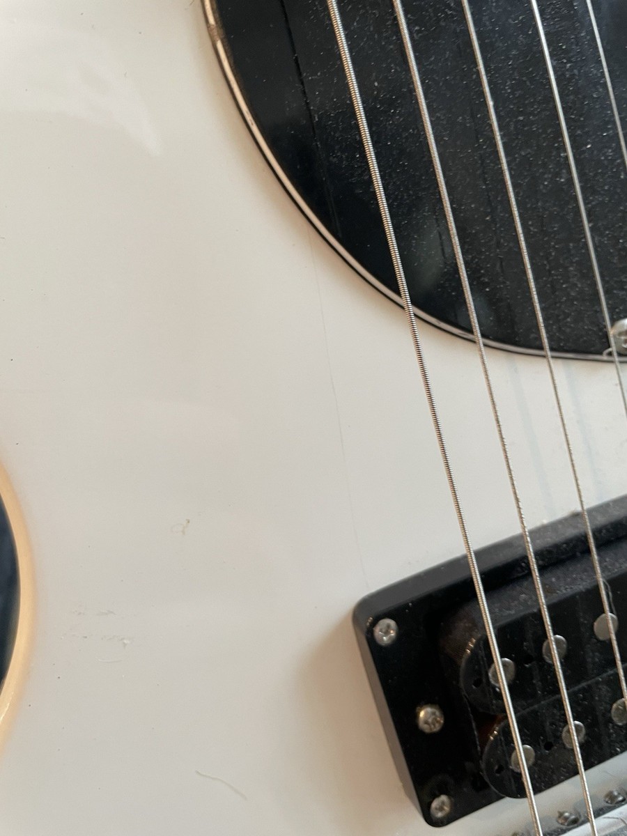 Maestro By Gibson Electric Guitar White With Black Pickguard LP