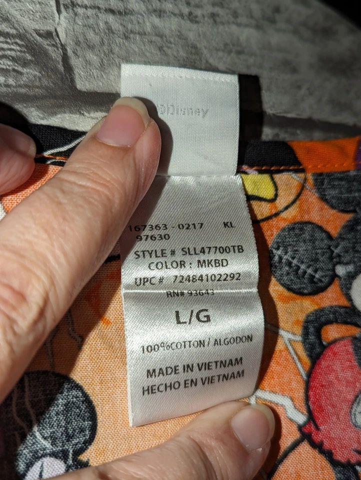 Disney Halloween Scrub Top Mickey Minnie Made To Perfection Orange Womens Size L - Image 4 of 4