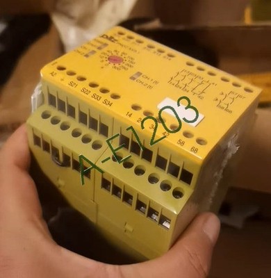 1PC New PiIZ Safety Relay XV3.1 774618   DHL/FedEx *tm