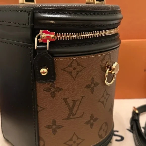 Louis Vuitton Reverse Monogram reverse Monogram c… - image 13