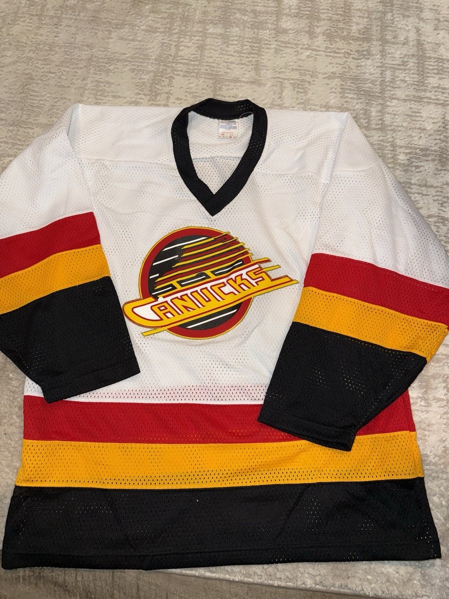 VANCOUVER CANUCKS Retro Flying Skate CCM Vintage NHL Hockey Jersey Size  Large
