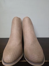 Seven 7 Ankle Boho Booties Tan Women's 8  Faux Suede Perforated Ankle Block Heel