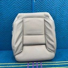 2019-2022 Volvo S60 V60 Front Left Driver Seat Bottom Cushion Pad Oem 32136000 2019-2022 Volvo S60 V60 Front Left Driver Seat Bottom Cushion Pad Oem 32136000