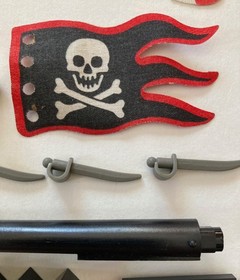 Lego Pirates: 6250 Cross Bone Clipper - 100% Complete - Beautiful Condition