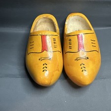 Vintage Carved Wooden Souvenir Shoes Dutch Holland Clogs Child Size 8-9 Damaged