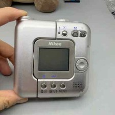 Nikon COOLPIX SQ 3.1MP Digital Camera Silver - Japanese Only