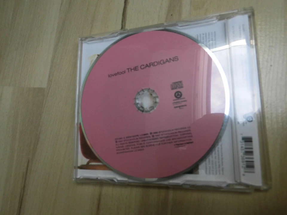 Single-CD – The Cardigans – Lovefool – 1997 - Bild 2 von 3