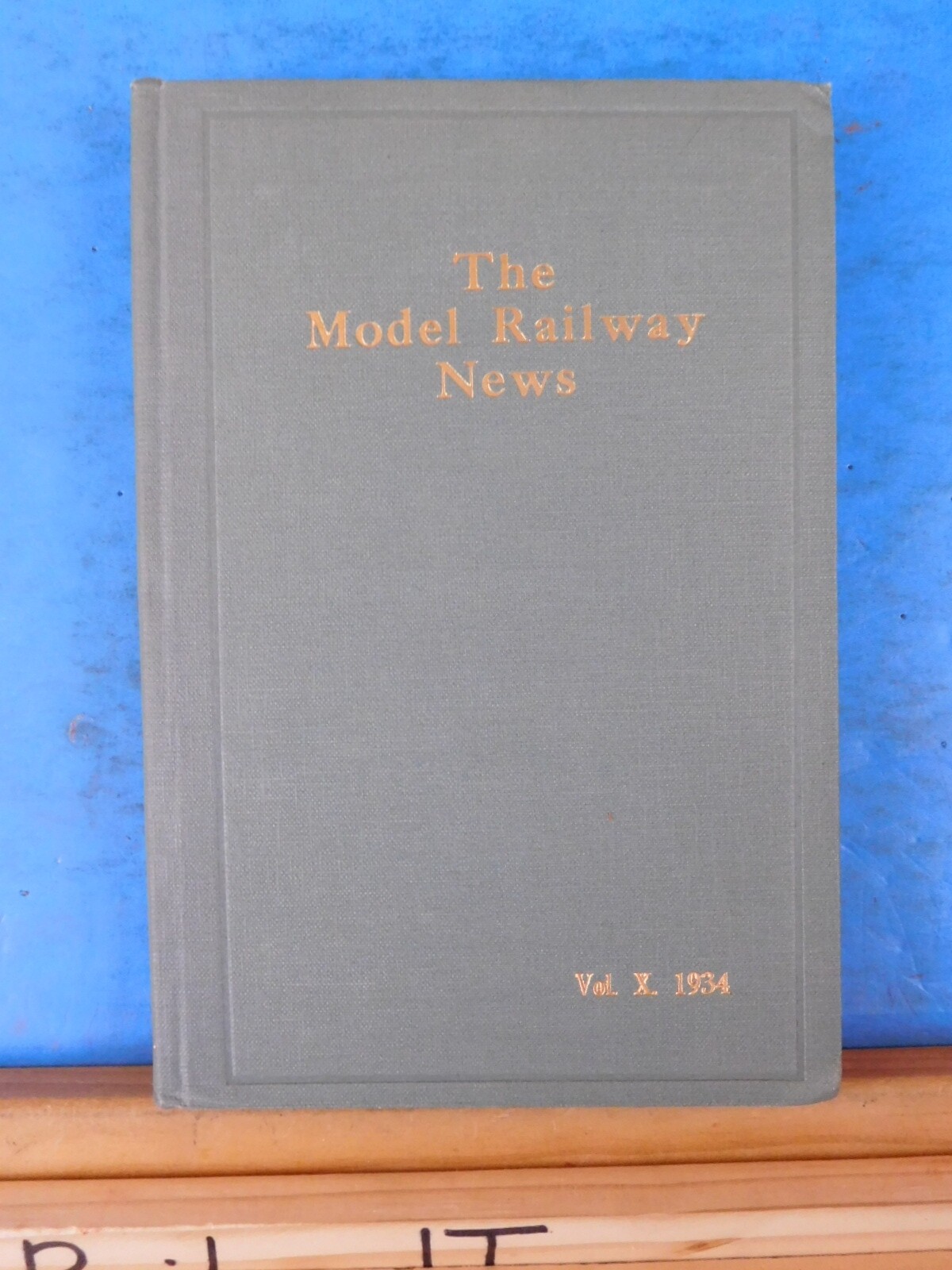 Model Railway News Bound Volume 10 1934 Jan - Dec Clockwork, steam and electric