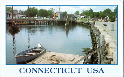 Vintage Postcard View of Peaceful  Coastal Village  CT USA (B3)